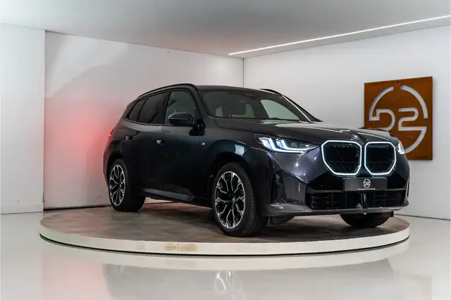 BMW X3 view 7