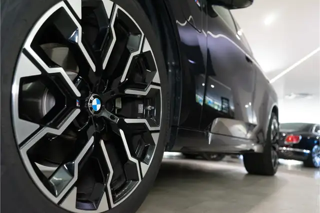 BMW X3 view 14