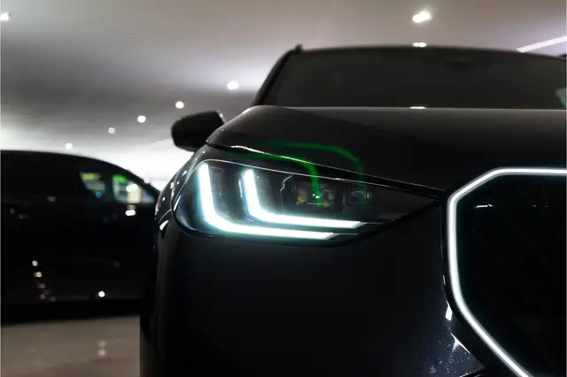 BMW X3 view 9