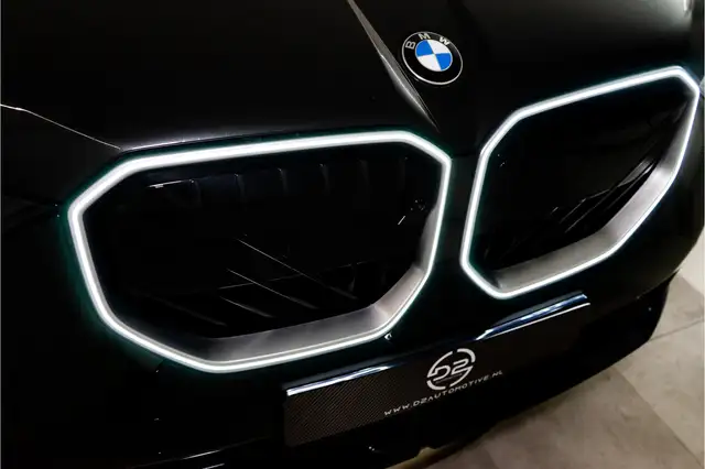 BMW X3 view 11