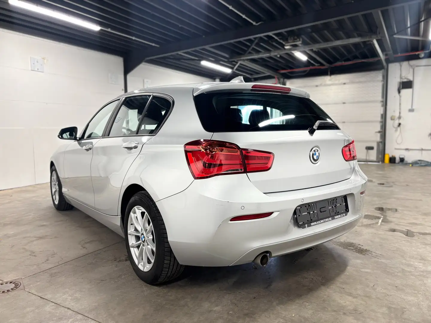 BMW 116 116i Edition 80KW 109cv Argent - 2