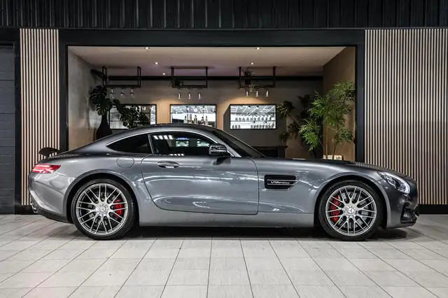 Mercedes-Benz Amg GT view 10