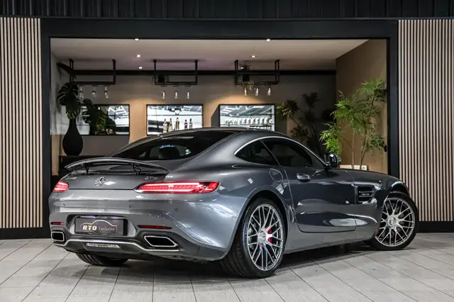 Mercedes-Benz Amg GT view 5