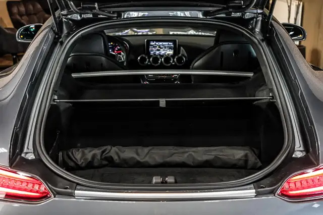 Mercedes-Benz Amg GT view 27