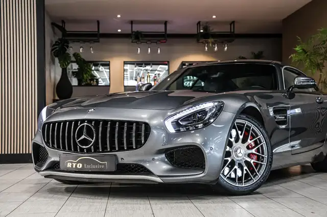 Mercedes-Benz Amg GT view 6