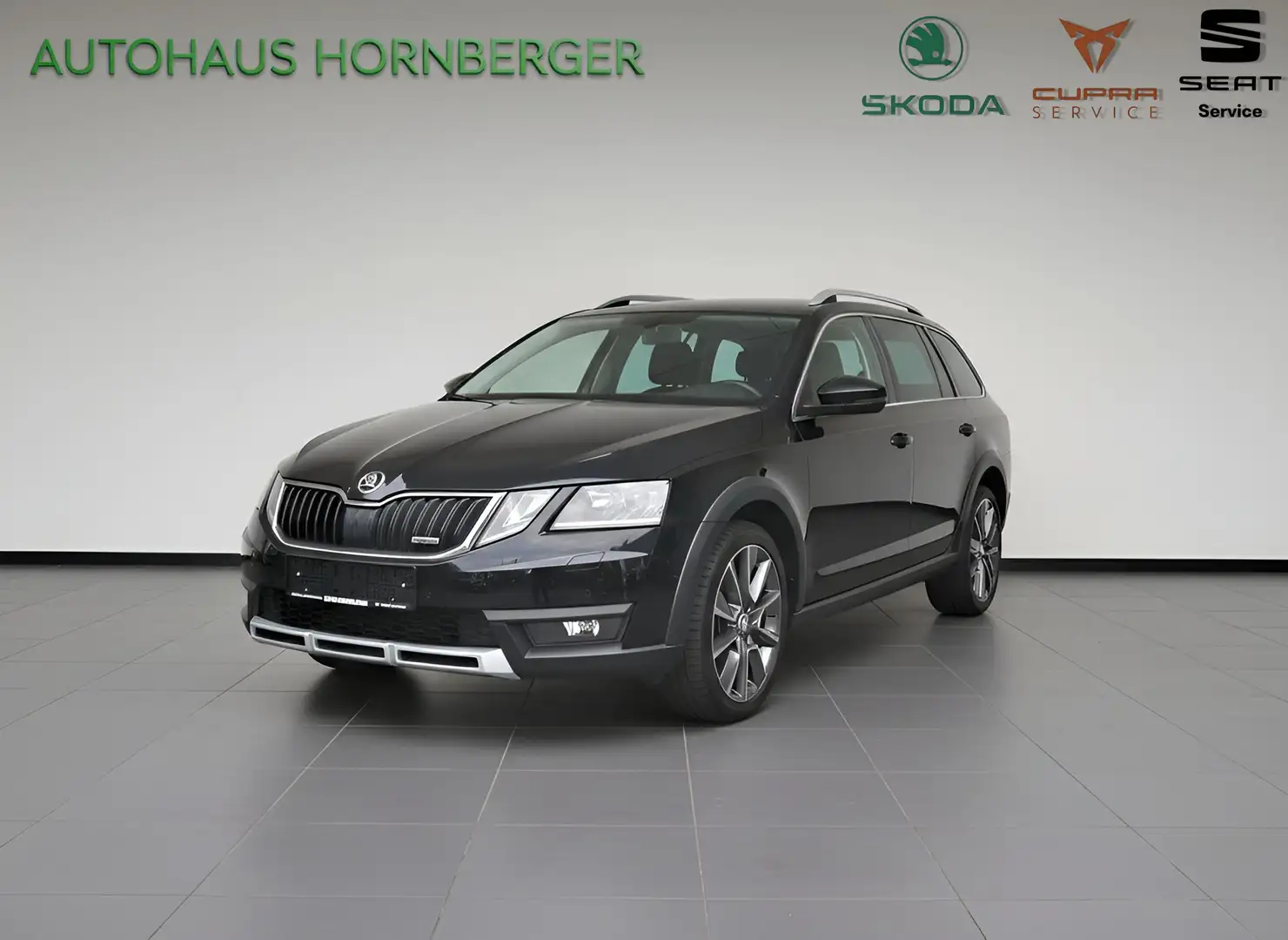 Skoda Octavia Scout 4x4 2.0TDI 185PS AHK LED ACC Kamera Navi PDC Schwarz - 1