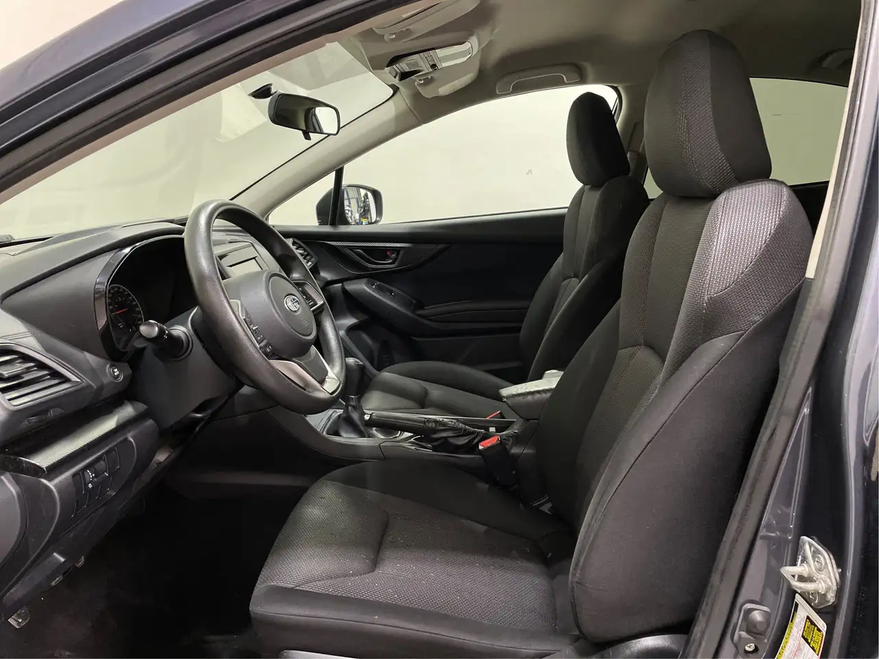 Subaru Impreza снимка Subaru Impreza