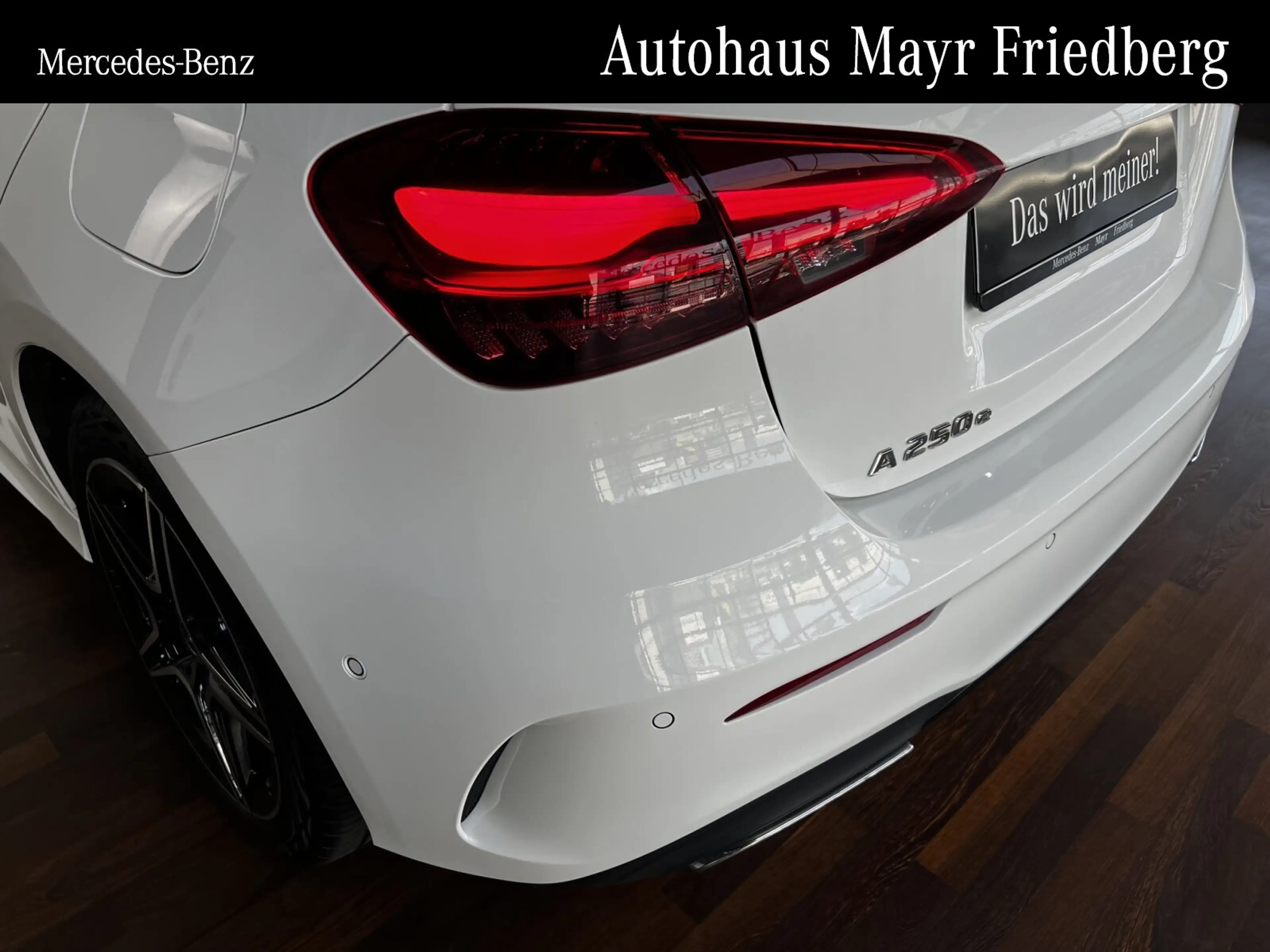 Mercedes-Benz A 250 A 250 e AMG PREMIUM PANO+HEADUP+BURMESTER+360° BC — photo 9