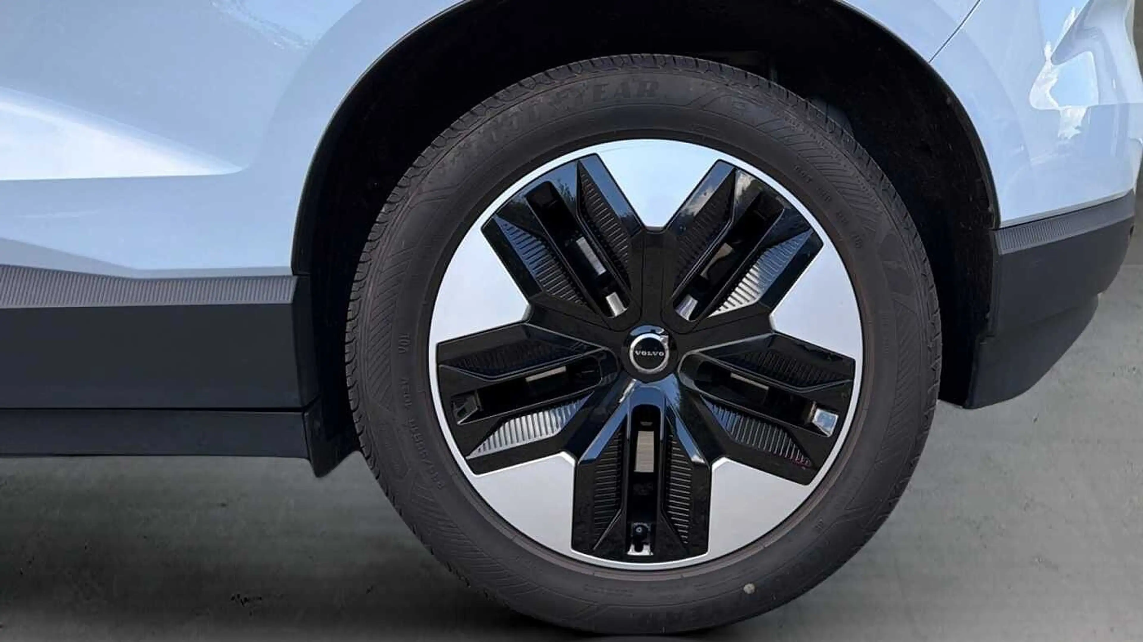 Volvo EX30 Core, Single Motor Extended Range, Elektrisch — photo 10