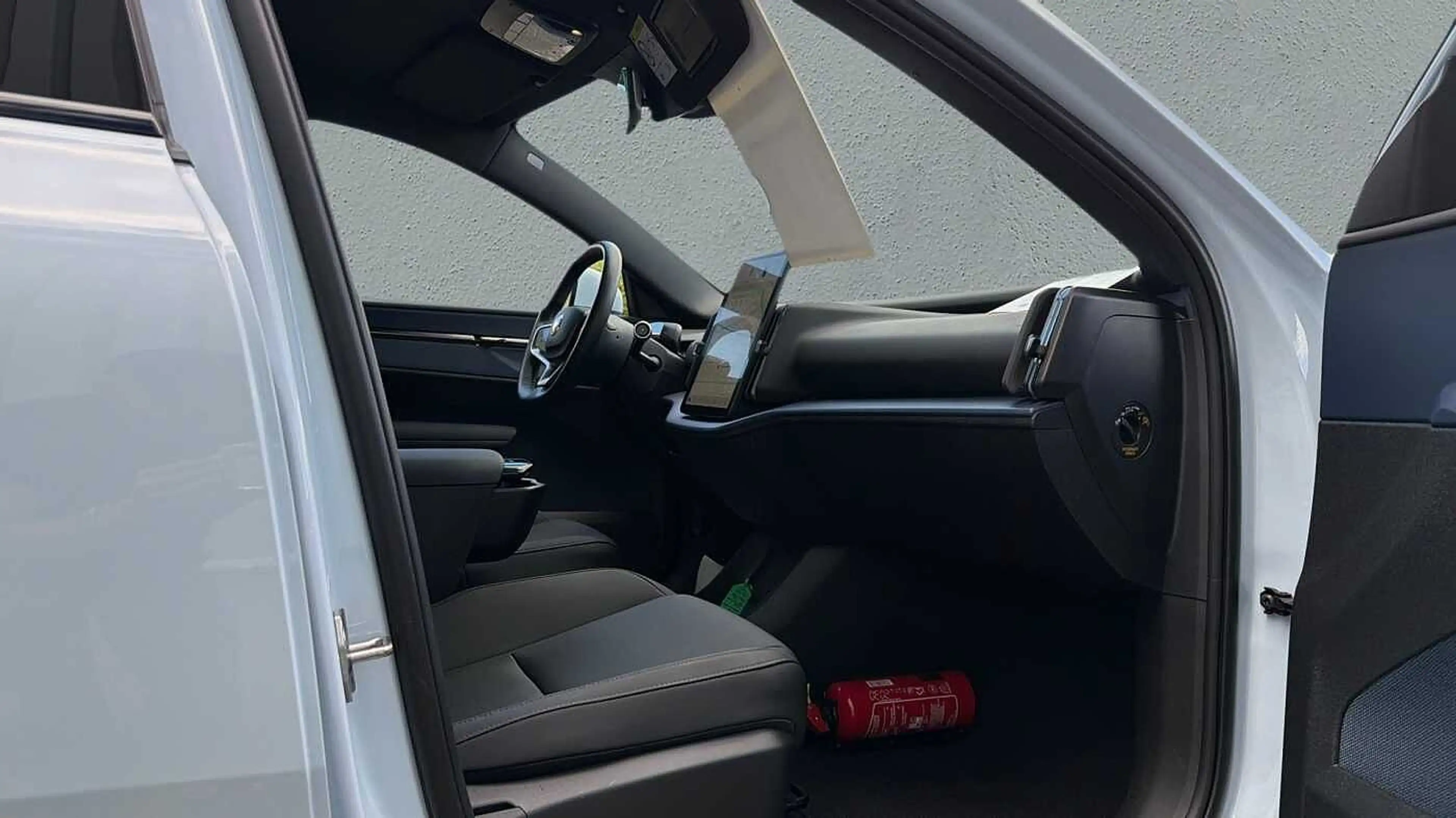 Volvo EX30 Core, Single Motor Extended Range, Elektrisch — photo 5