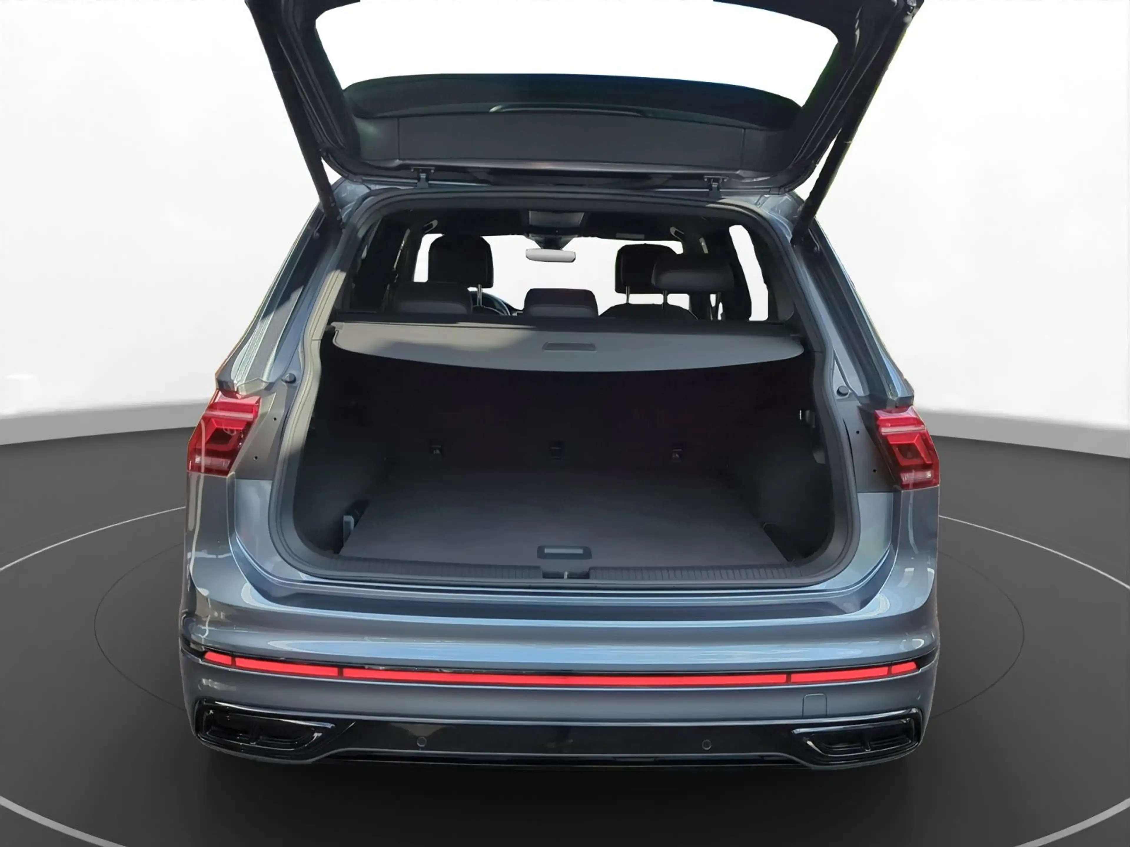 Volkswagen Tiguan Allspace 2.0 TDI R-Line 4Motion — photo 8