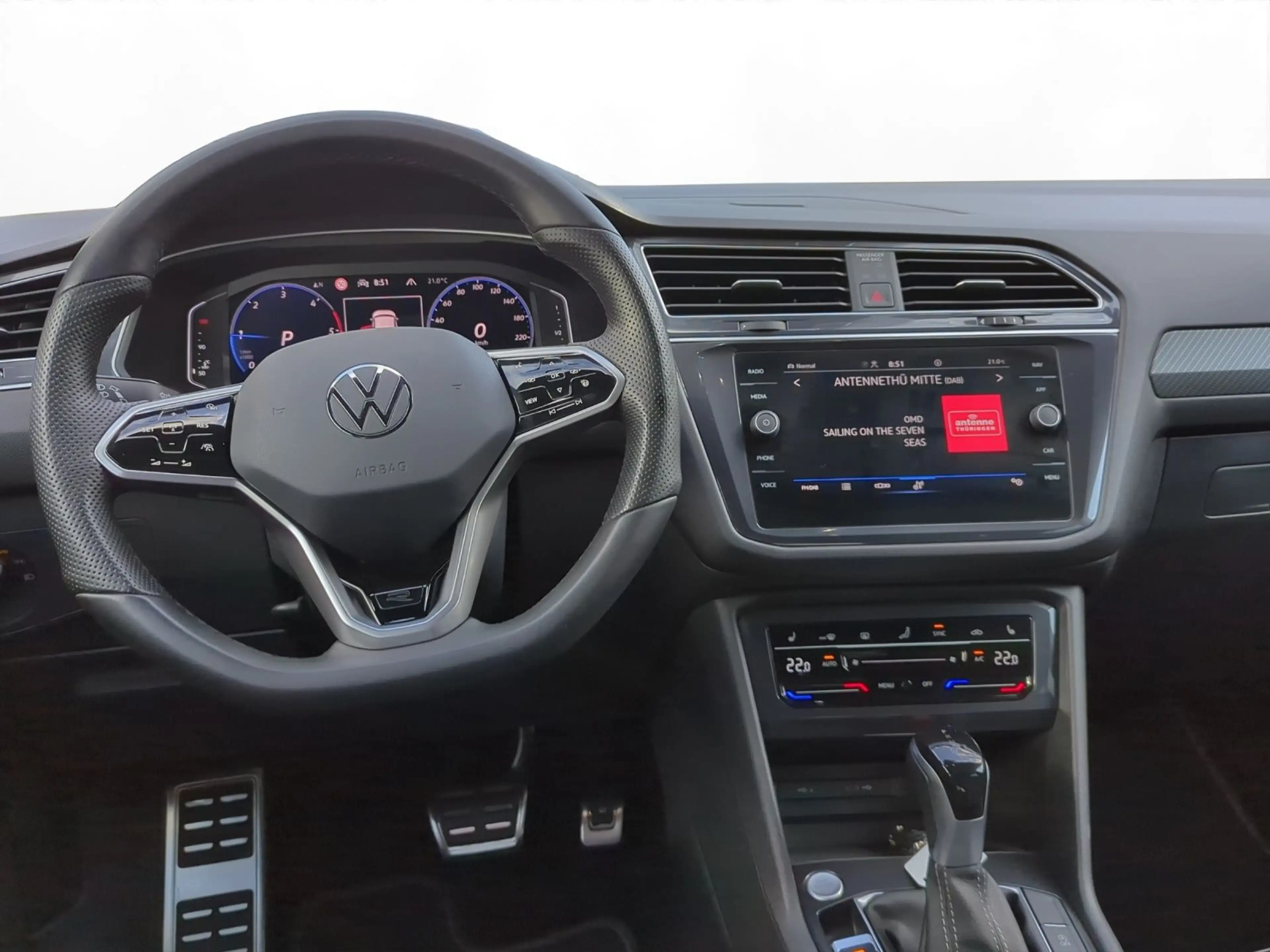 Volkswagen Tiguan Allspace 2.0 TDI R-Line 4Motion — photo 4