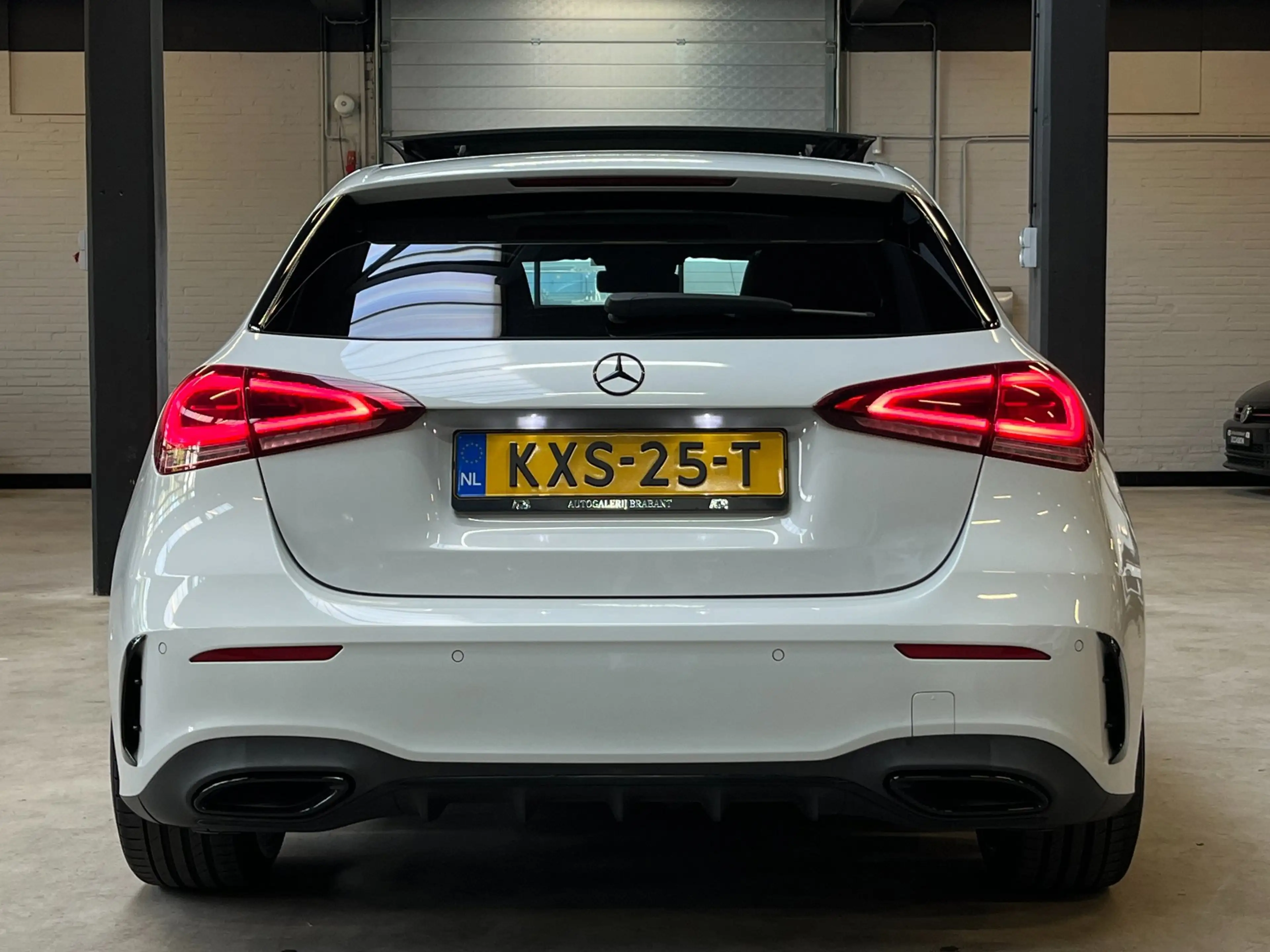 Mercedes-Benz A 250 Premium Plus #Pano/MemorySeats/Sfeerlichten — photo 4