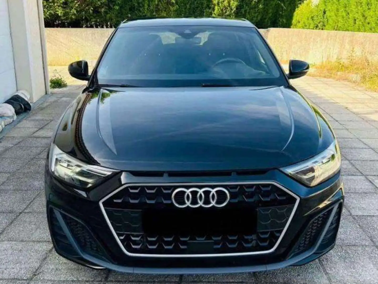 Audi A1 sport black 35 TFSI 150 CH S TRONIC S LINE 8.0 CV Noir - 2