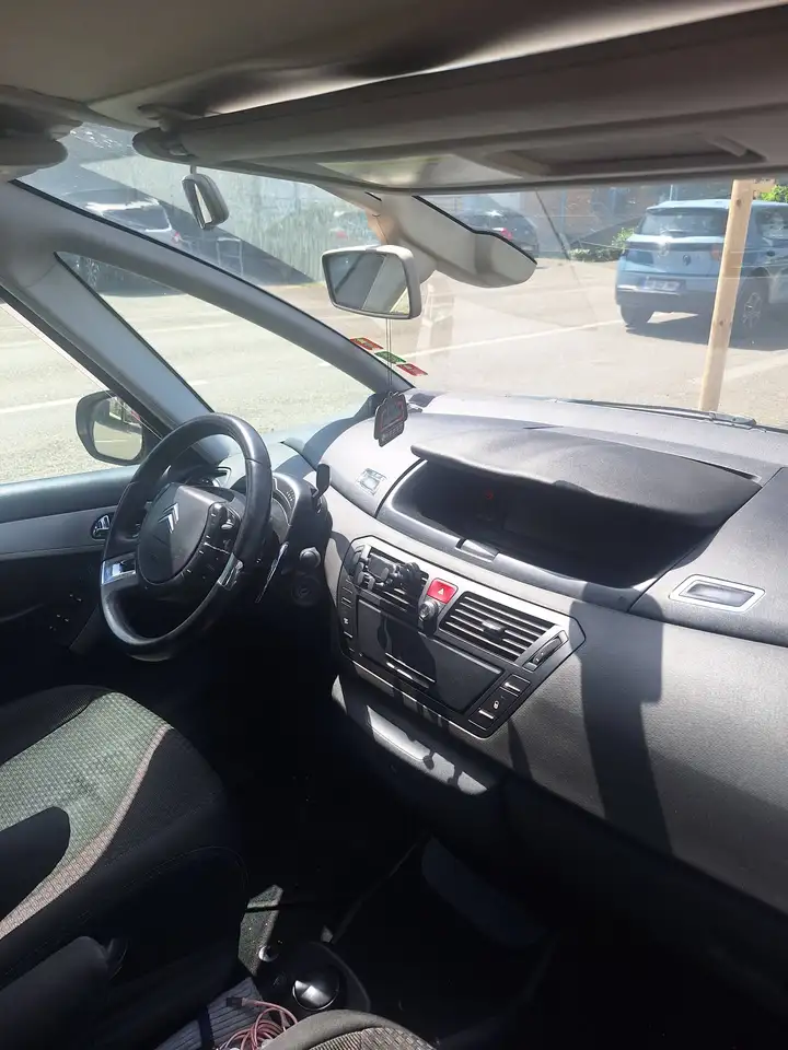 Citroen C4 Berline — photo 3