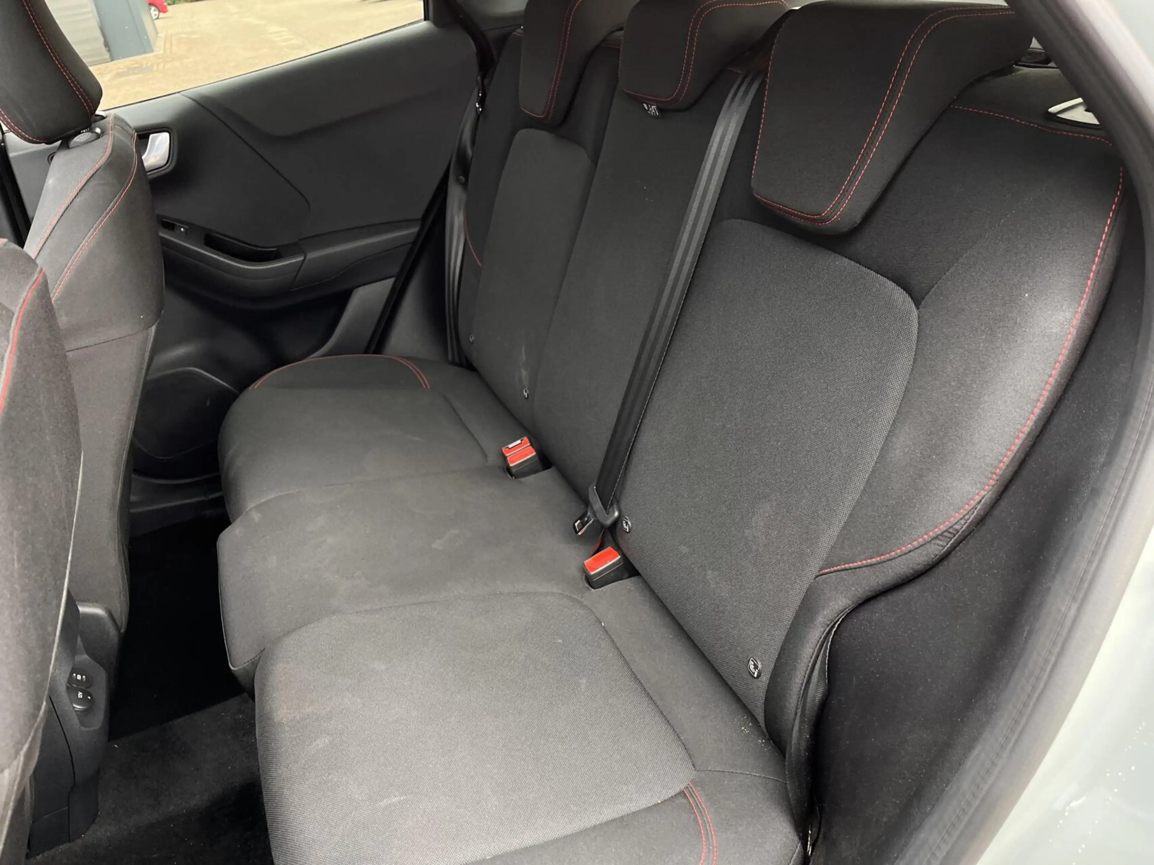 Ford Puma 1.0 EcoBoost Hybrid ST-Line 125PK Automaat Afn. Tr — photo 17