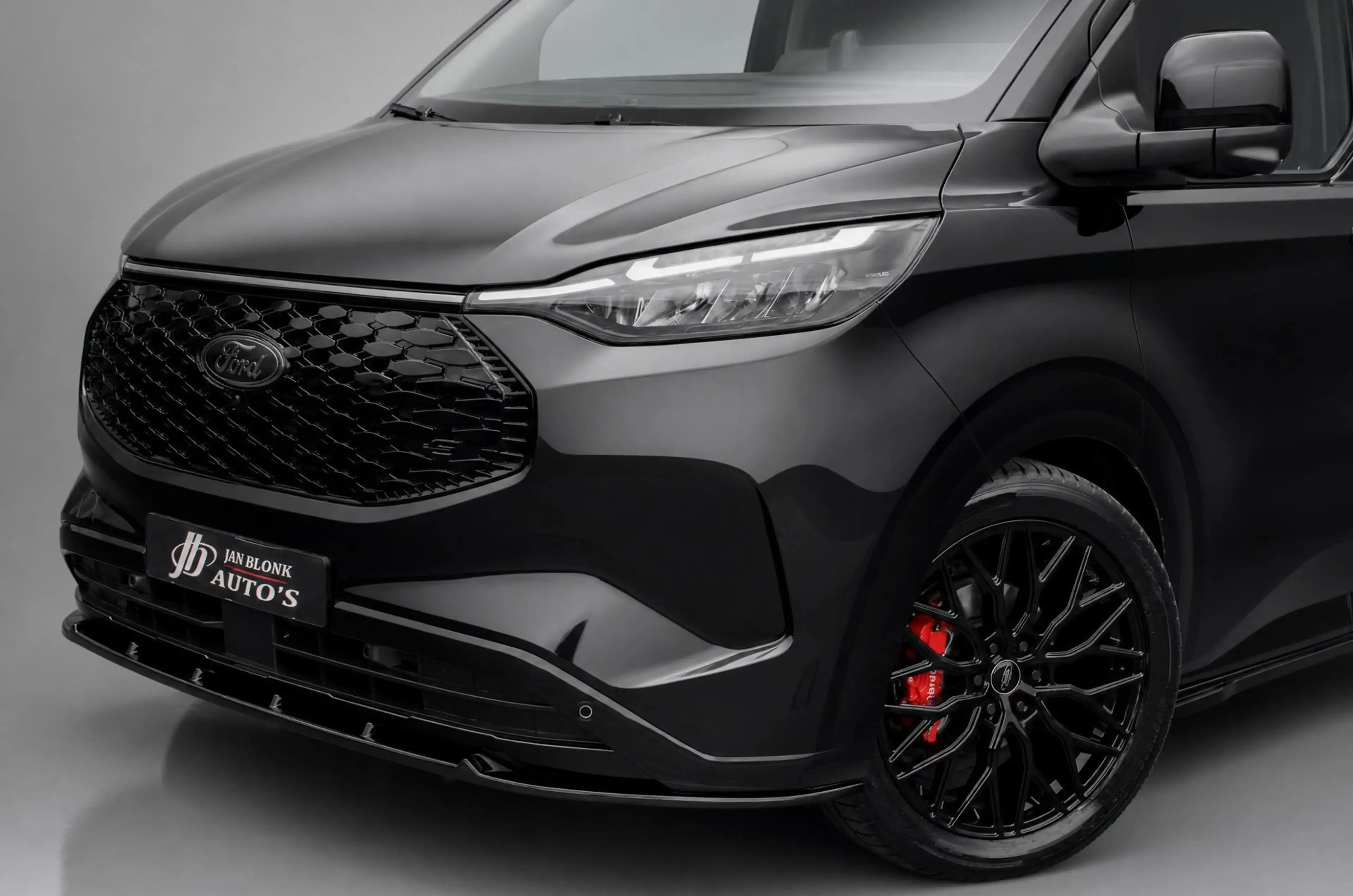 Ford E-Transit Cust. 320 L2H1 Limited 71 kWh DC DUBBEL CABINE / J — photo 39