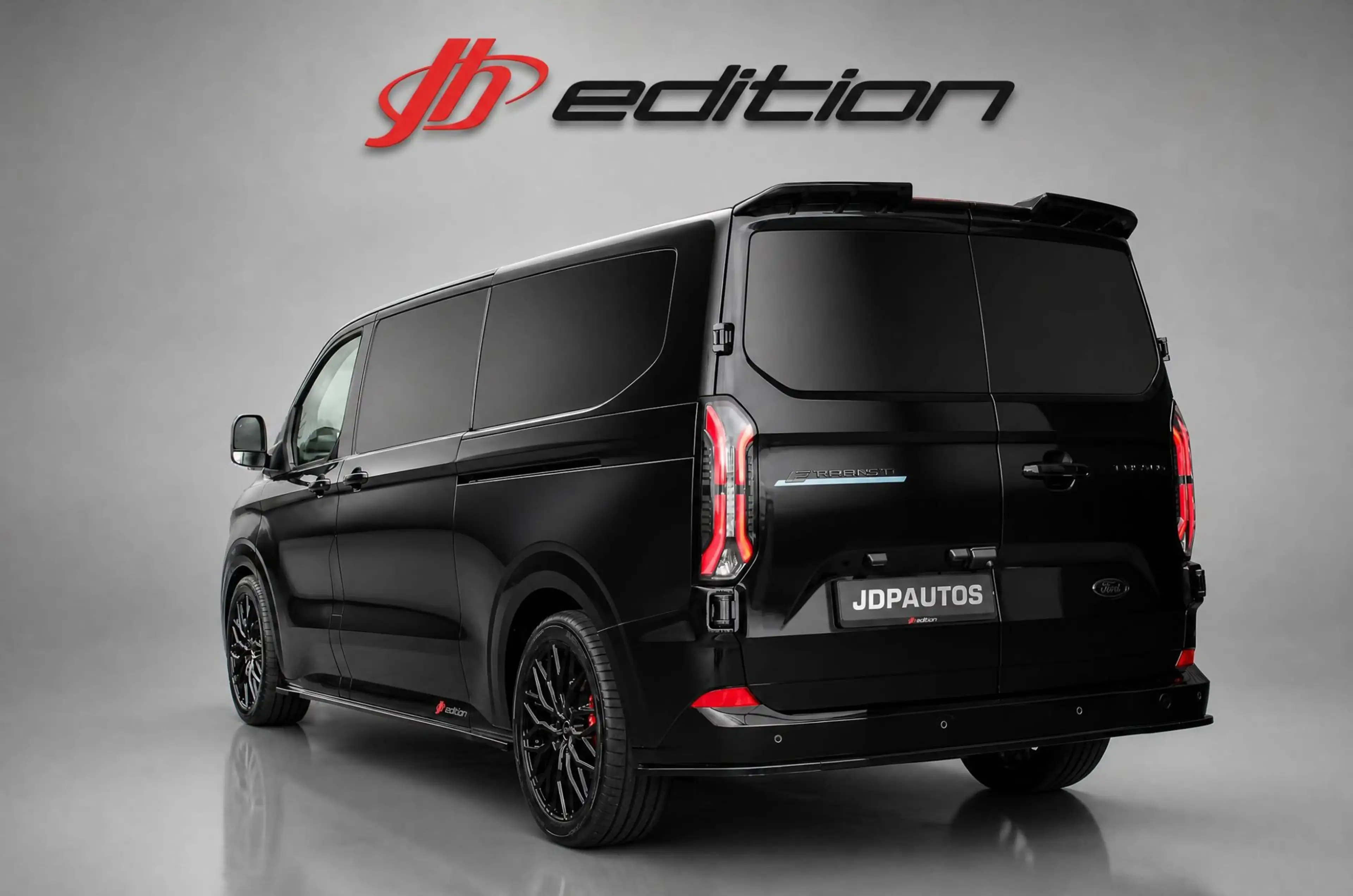 Ford E-Transit Cust. 320 L2H1 Limited 71 kWh DC DUBBEL CABINE / J — photo 38