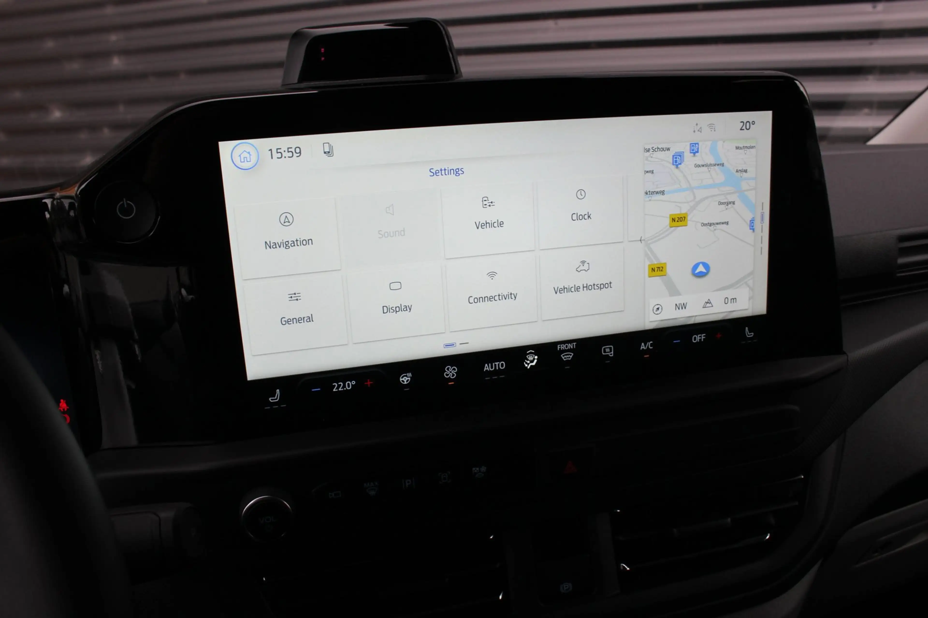 Ford E-Transit Cust. 320 L2H1 Limited 71 kWh DC DUBBEL CABINE / J — photo 15