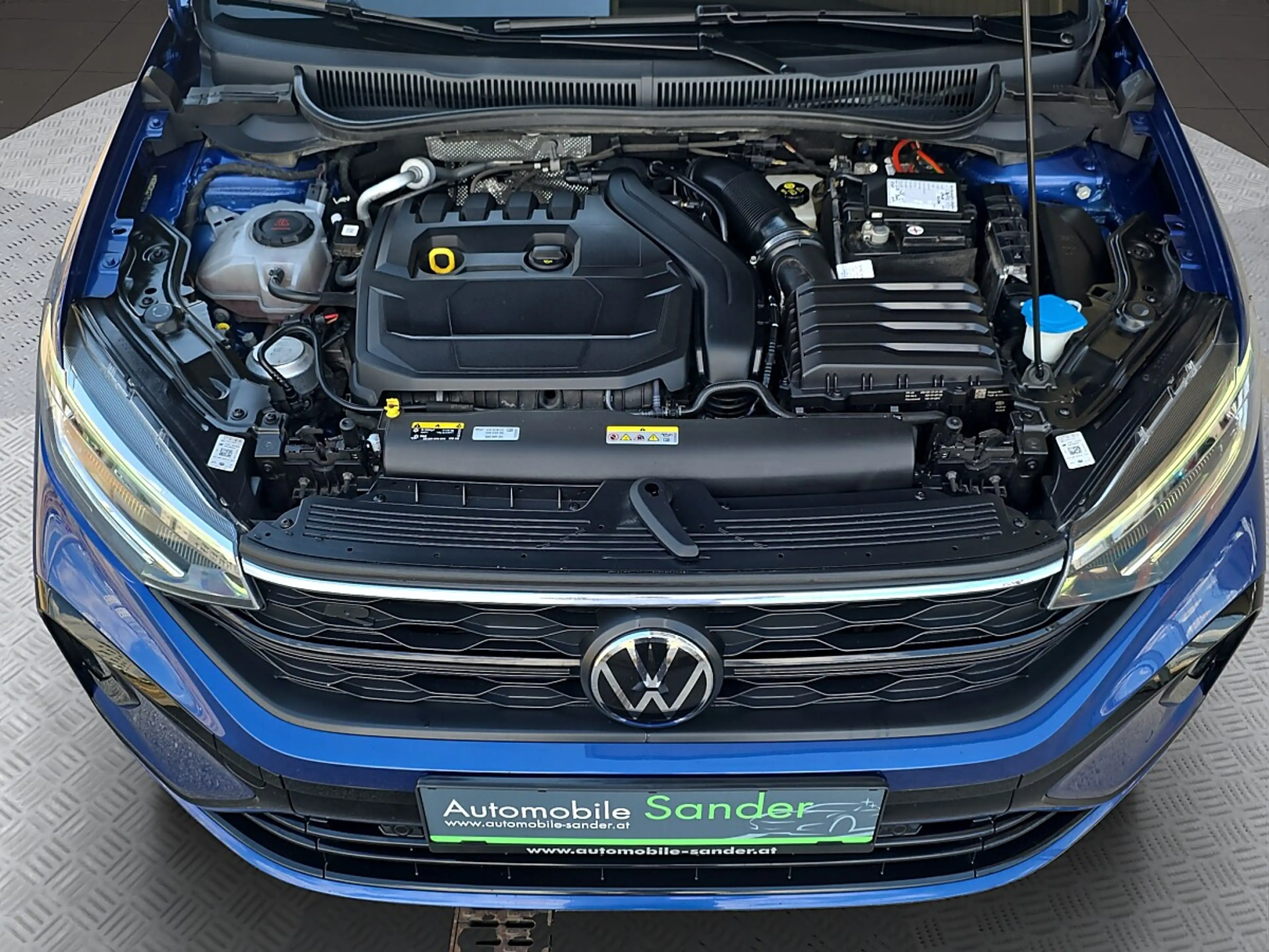 Volkswagen Taigo 1,5 TSI R-Line Aut.*IQ.LIGHT/PANORAMA/1.BESITZ* — photo 10