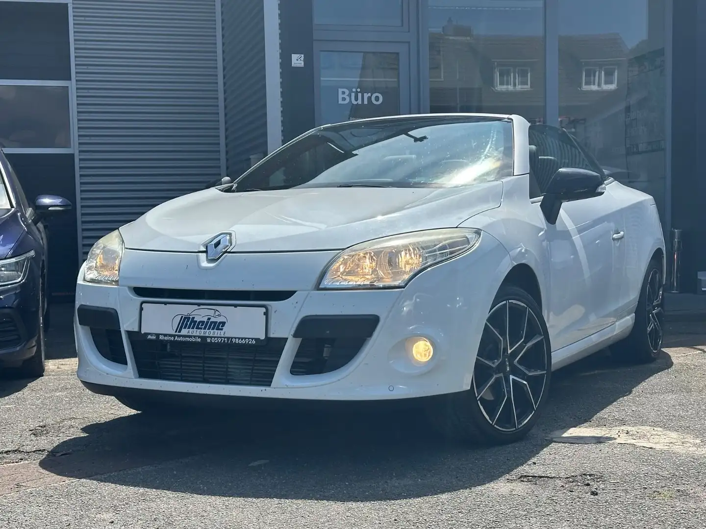 Renault Megane III Coupe/Cabrio Luxe*PDC*SHZ*NAVI*LEDER* Weiß - 1