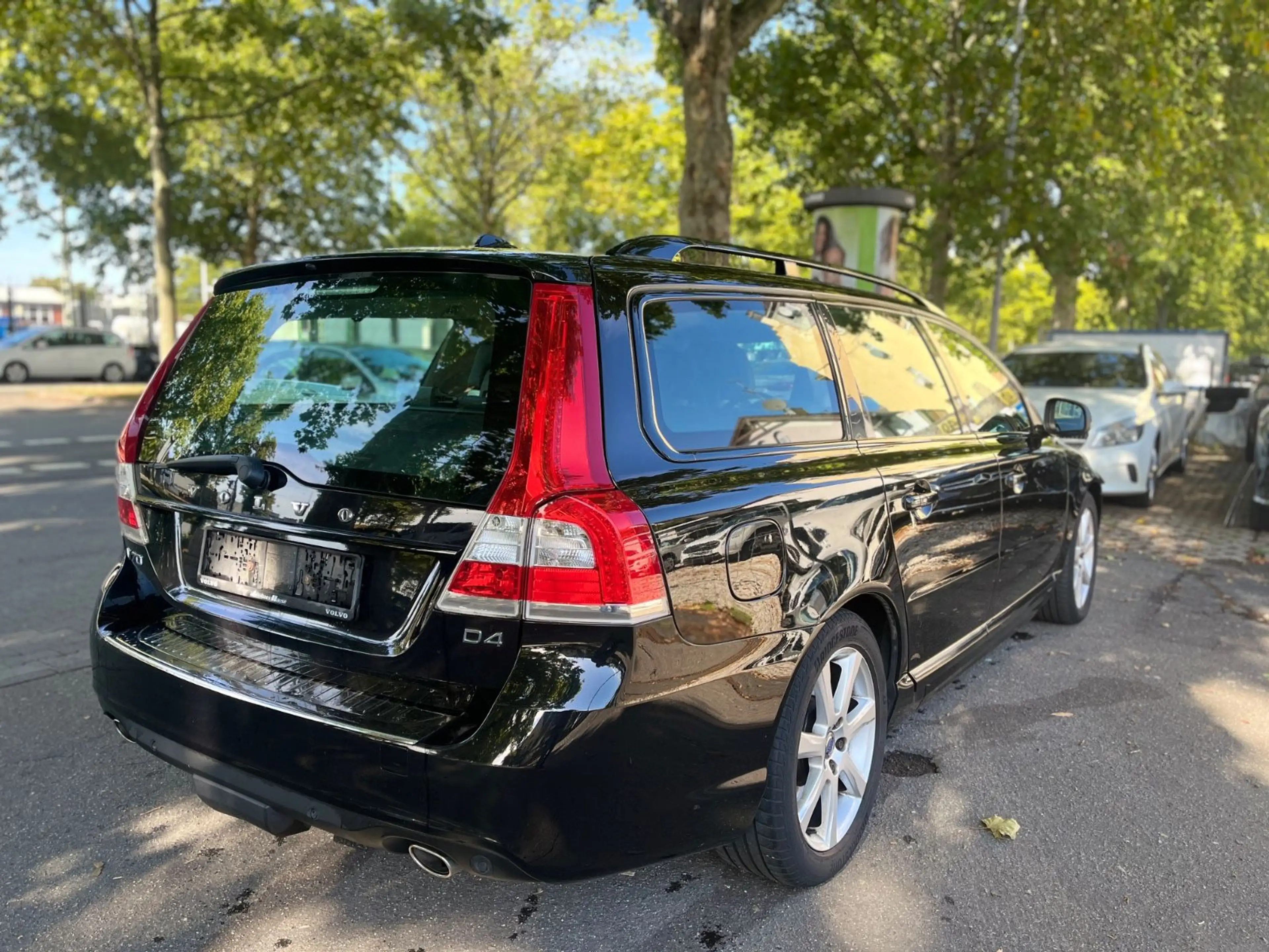 Volvo V70 Kombi Linje Svart — photo 4