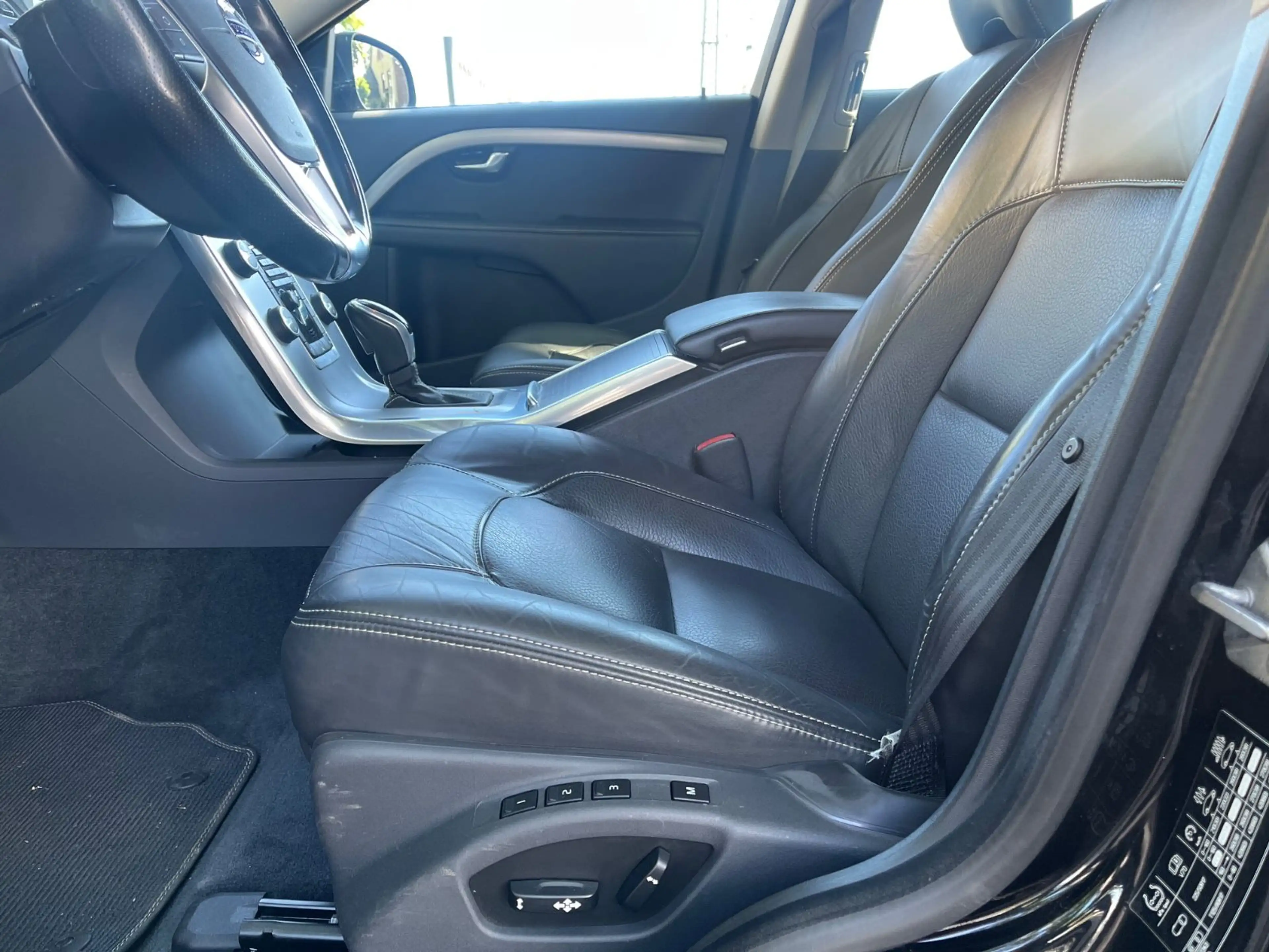 Volvo V70 Kombi Linje Svart — photo 11