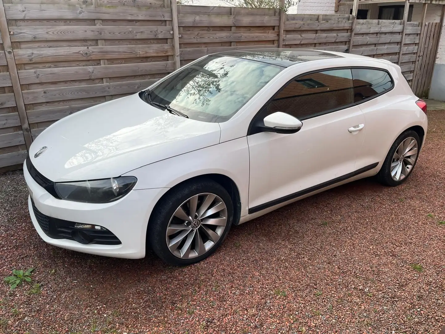 Volkswagen Scirocco 1.4 TSI DSG - 1