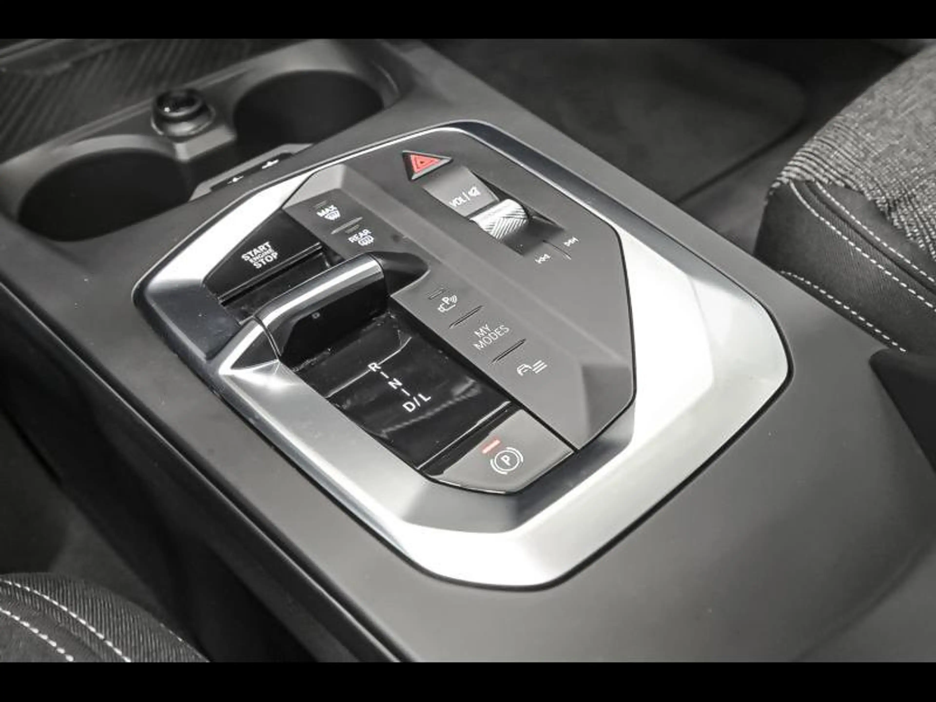 BMW 120 i - M Line — photo 11
