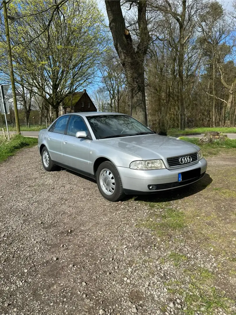 Audi A4 1.6 Silber - 1
