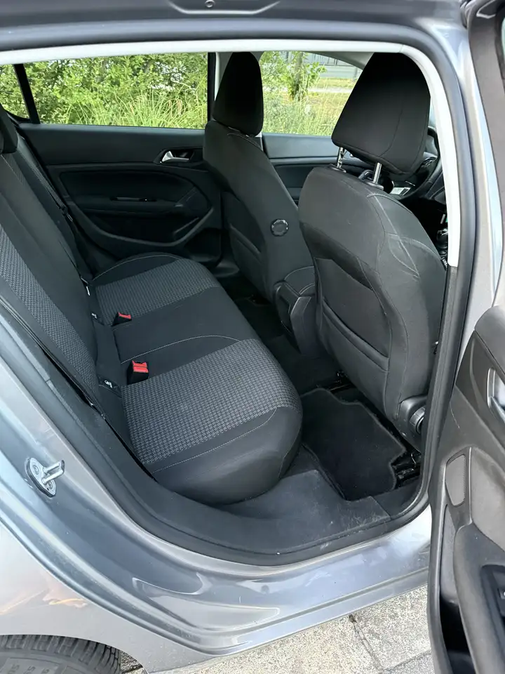 Peugeot 308 308 — photo 11