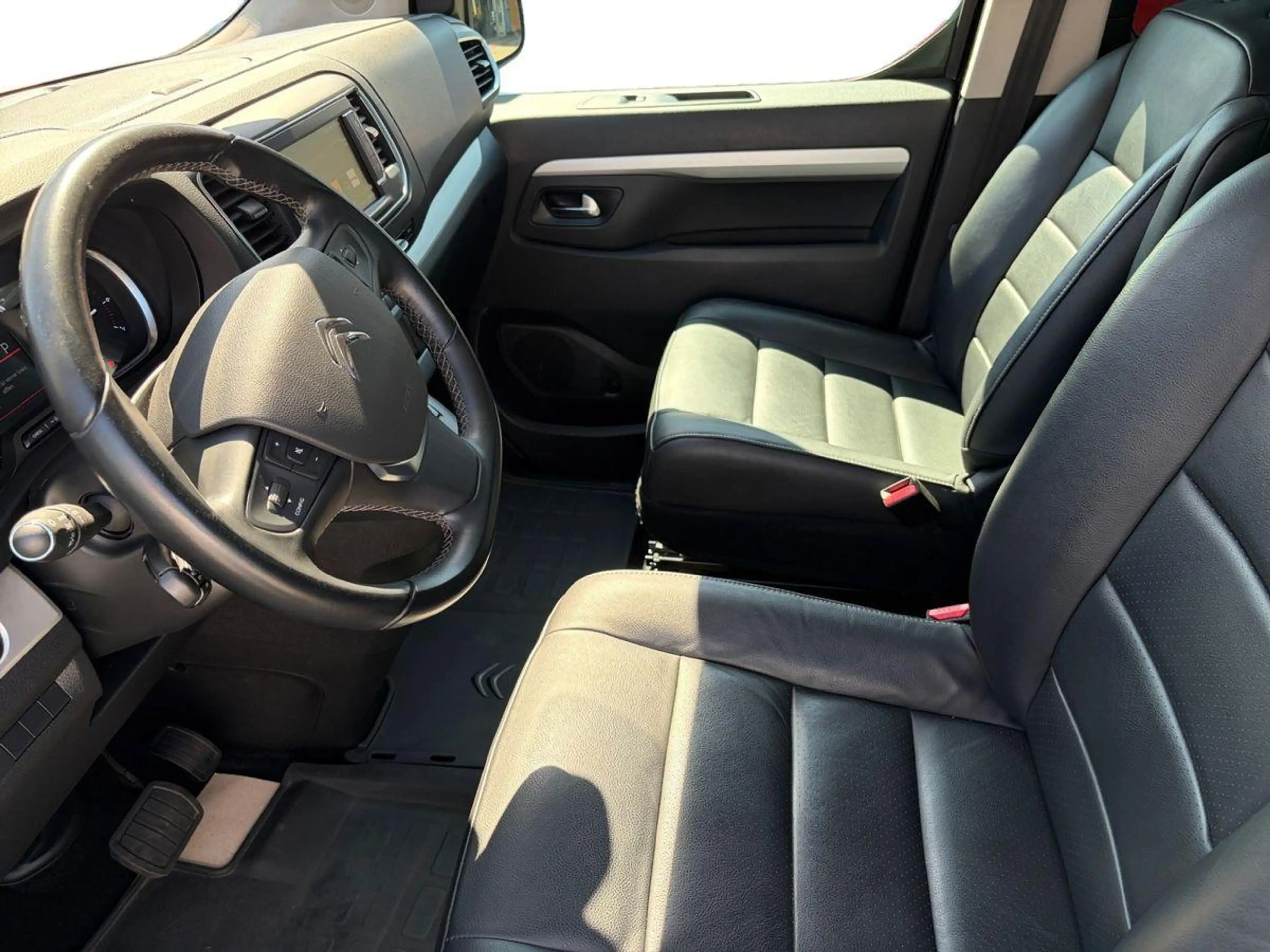 Citroen Spacetourer Business Lounge XL (L3) 2.0 Blue-HDI — photo 6