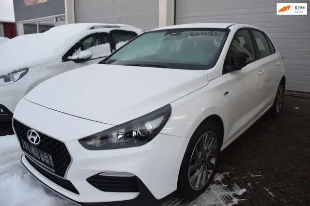 Hyundai i30 Fastback 1.0 T-GDI Premium