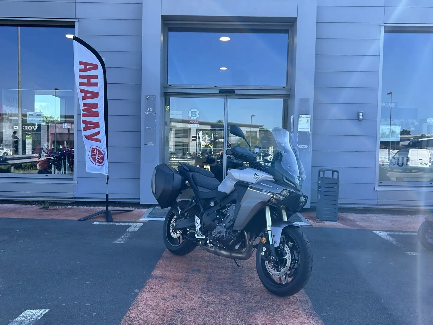 Yamaha Tracer 9 GT Gris - 2