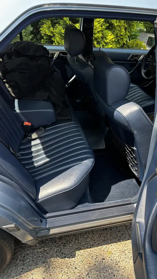 Mercedes-Benz 300 снимка Mercedes-Benz 300