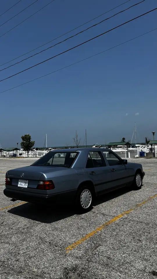Mercedes-Benz 300 снимка Mercedes-Benz 300