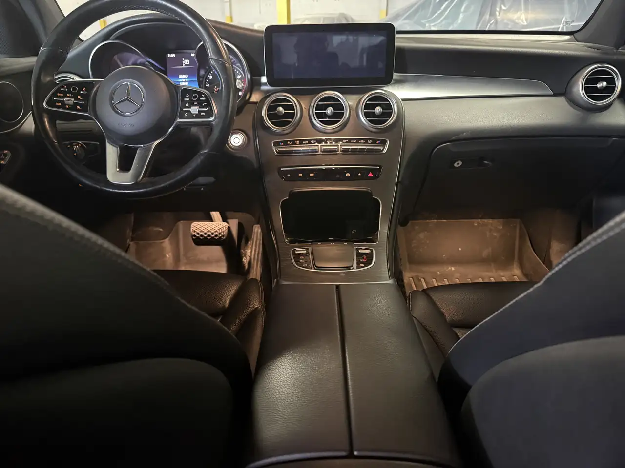 Mercedes-Benz GLC photo Mercedes-Benz GLC