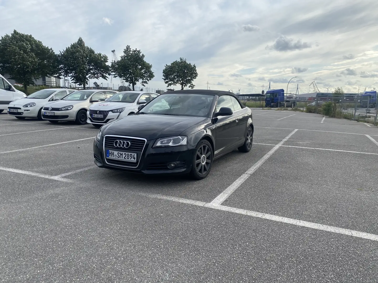 Audi A3 Cabriolet 2.0 TFSI S Line TÜV neu bei Dekra - 2