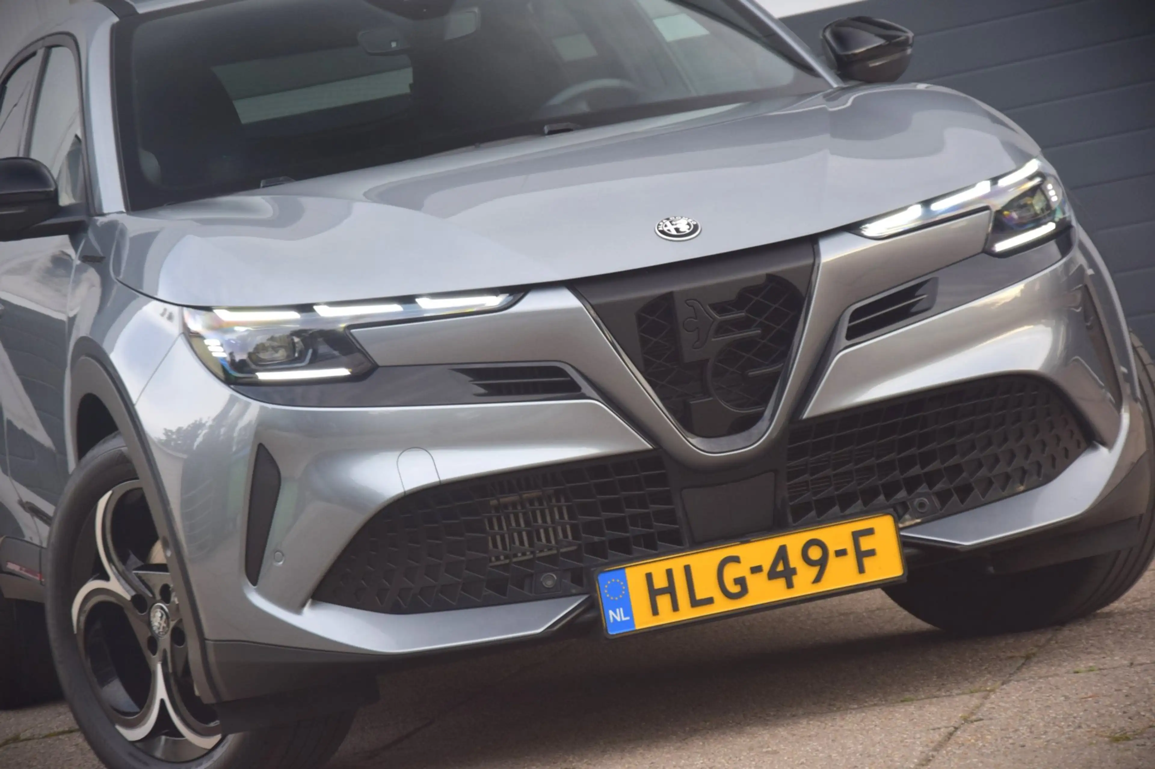 Alfa Romeo Junior 1.2 Turbo Hybrid Ibrida Speciale — photo 3