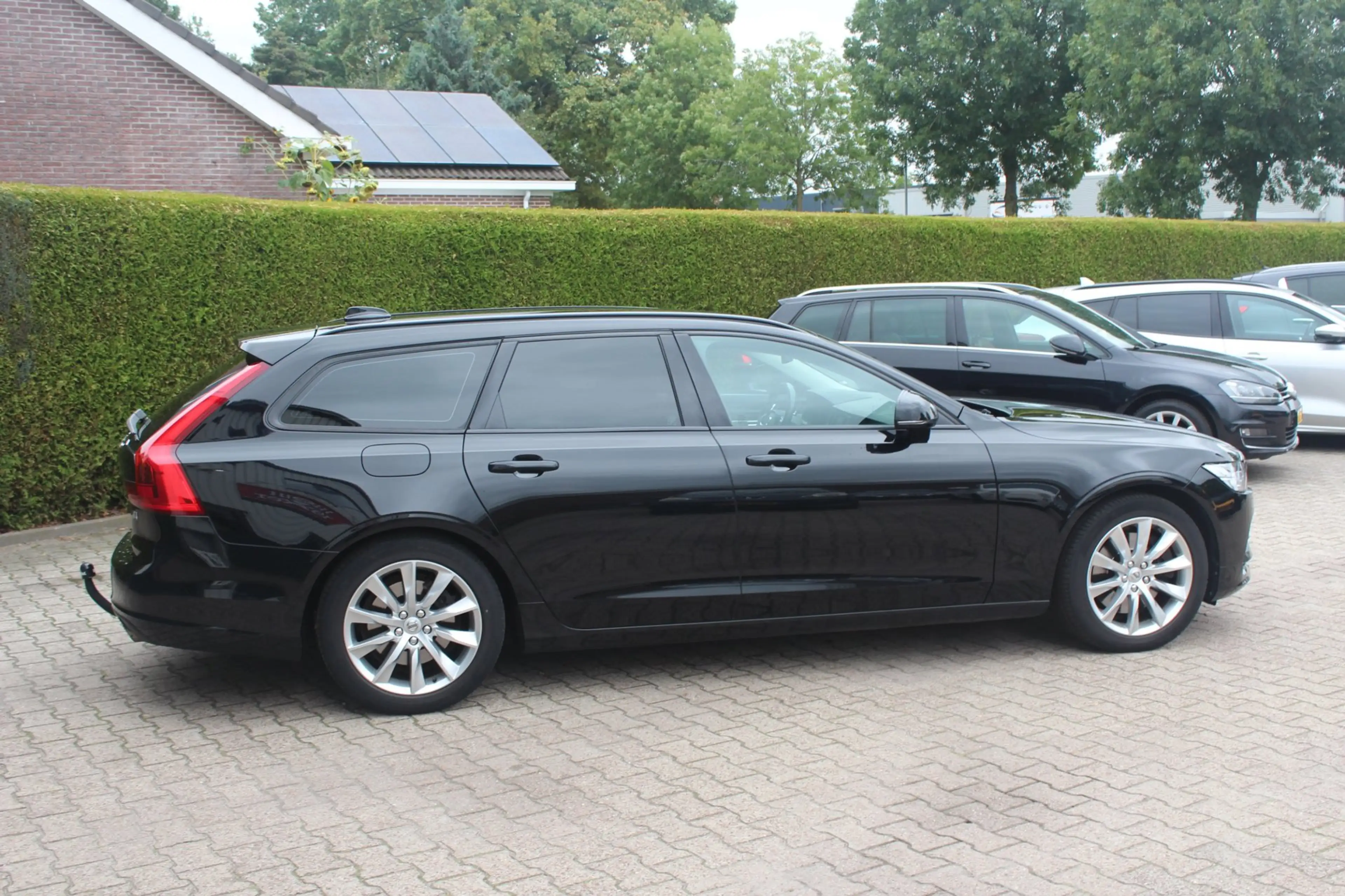 Volvo V90 2.0 T4 Kinetic Stoel/Stuur verwarming, trekhaak — photo 4