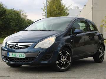 Corsa 1.2i Enjoy