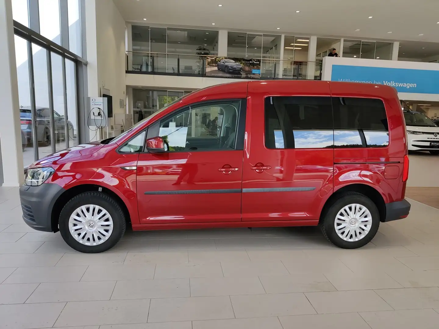 Volkswagen Caddy 1.0 TSI Trendline, Navi, PDC, Klima Rot - 2