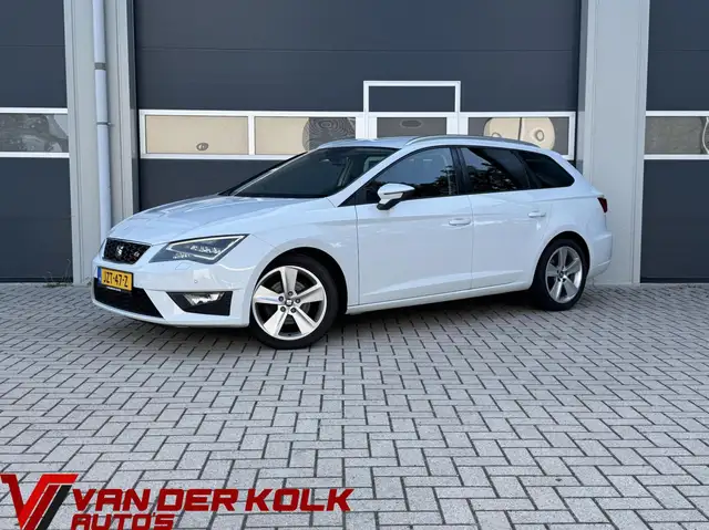 SEAT Leon ST 1.4 TSI FR | Half Leder | LED | Navigatie | Cru
