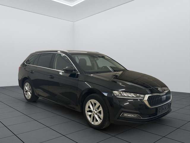 Imagine Skoda Octavia Combi Style/1.Hd./HUD/Keyless/HiFi/AHK