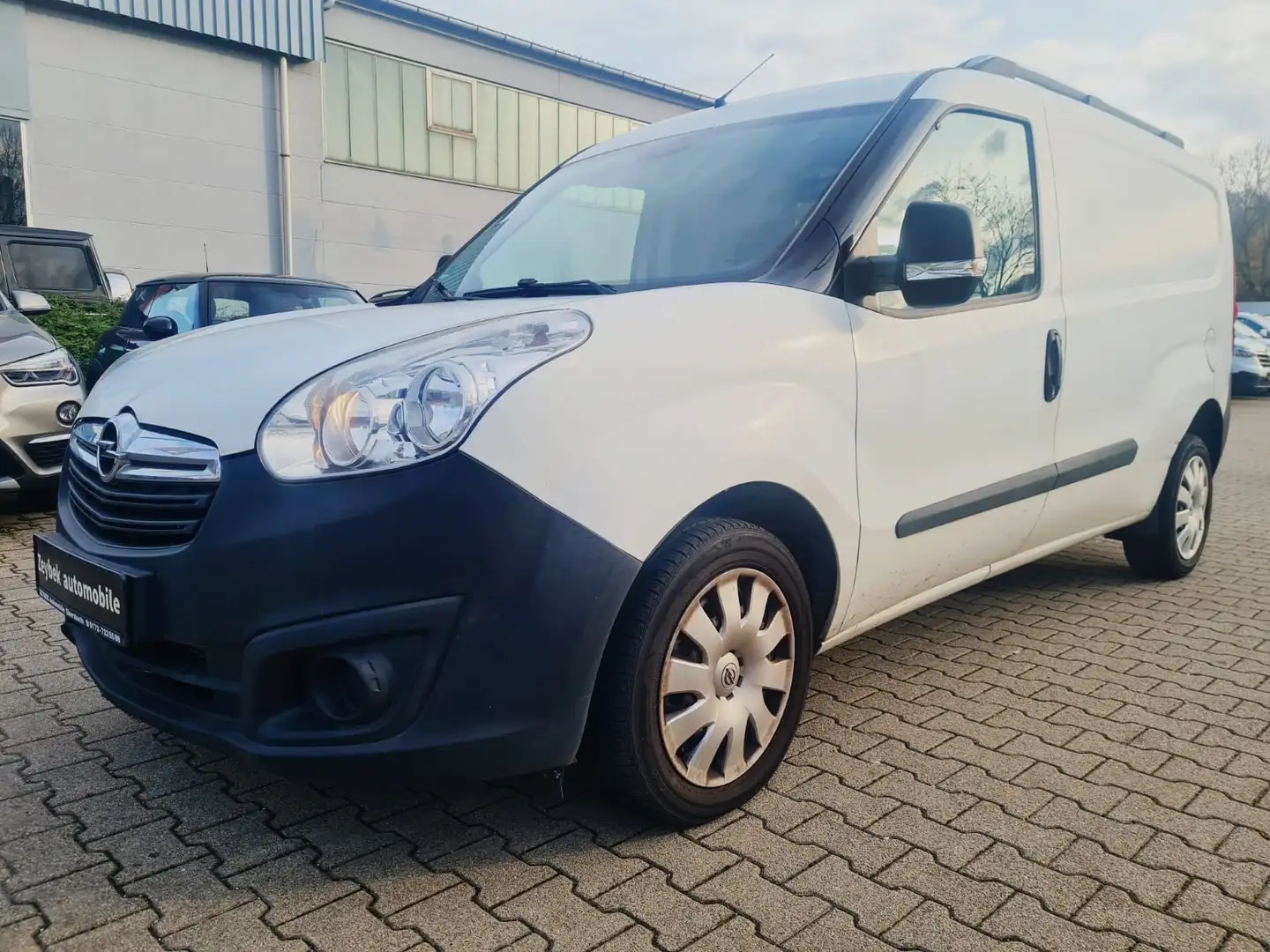 Opel Combo D Kasten L2H1 2,4t Weiß - 1