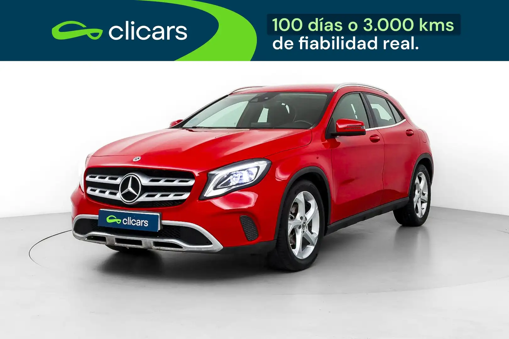 Mercedes-Benz GLA 180 7G-DCT Rojo - 1
