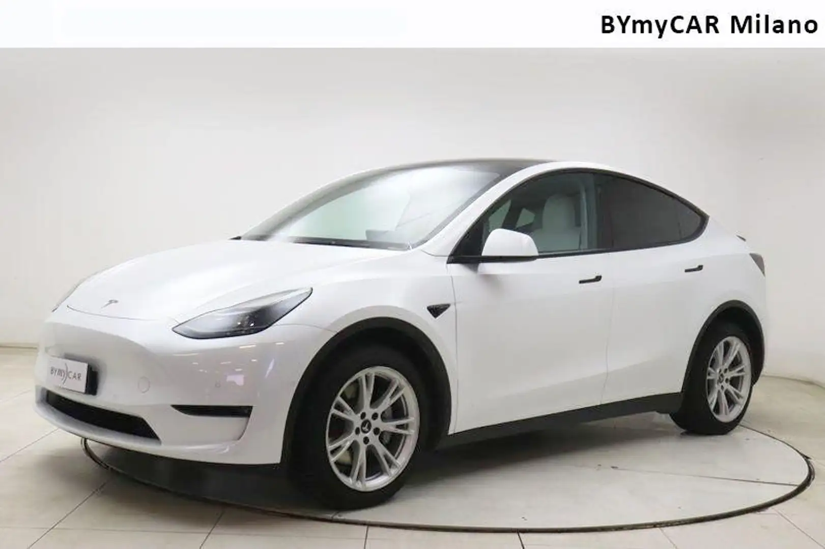 Tesla Model Y Long Range Dual Motor awd - 1