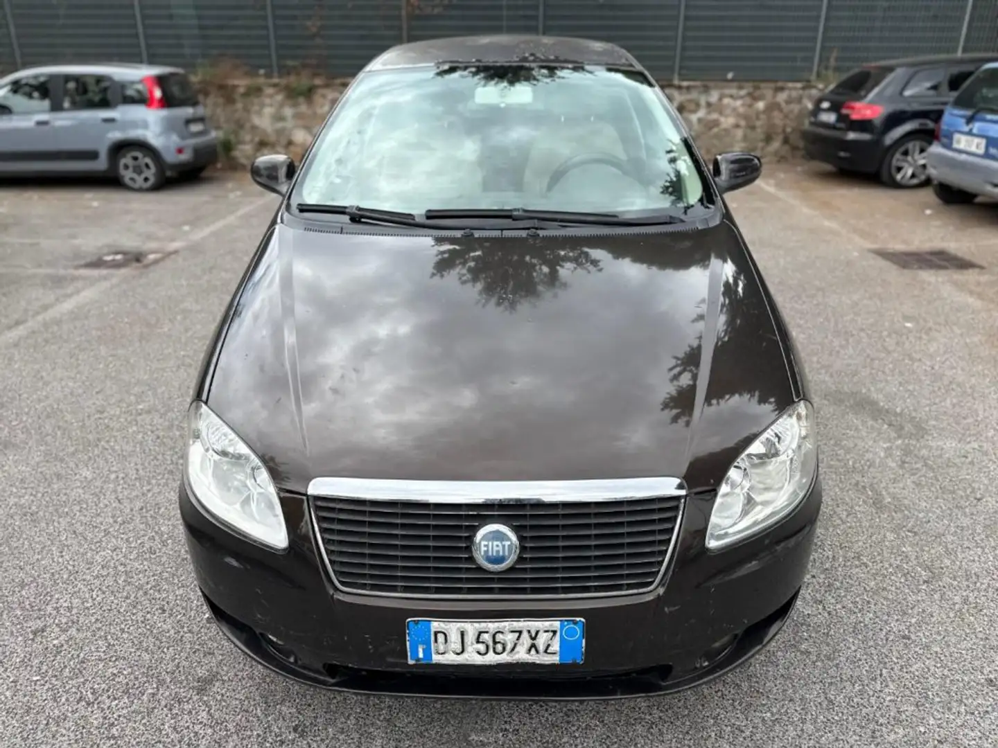 Fiat Croma 1.9 Multijet 16V 293.000 Km Grau - 2