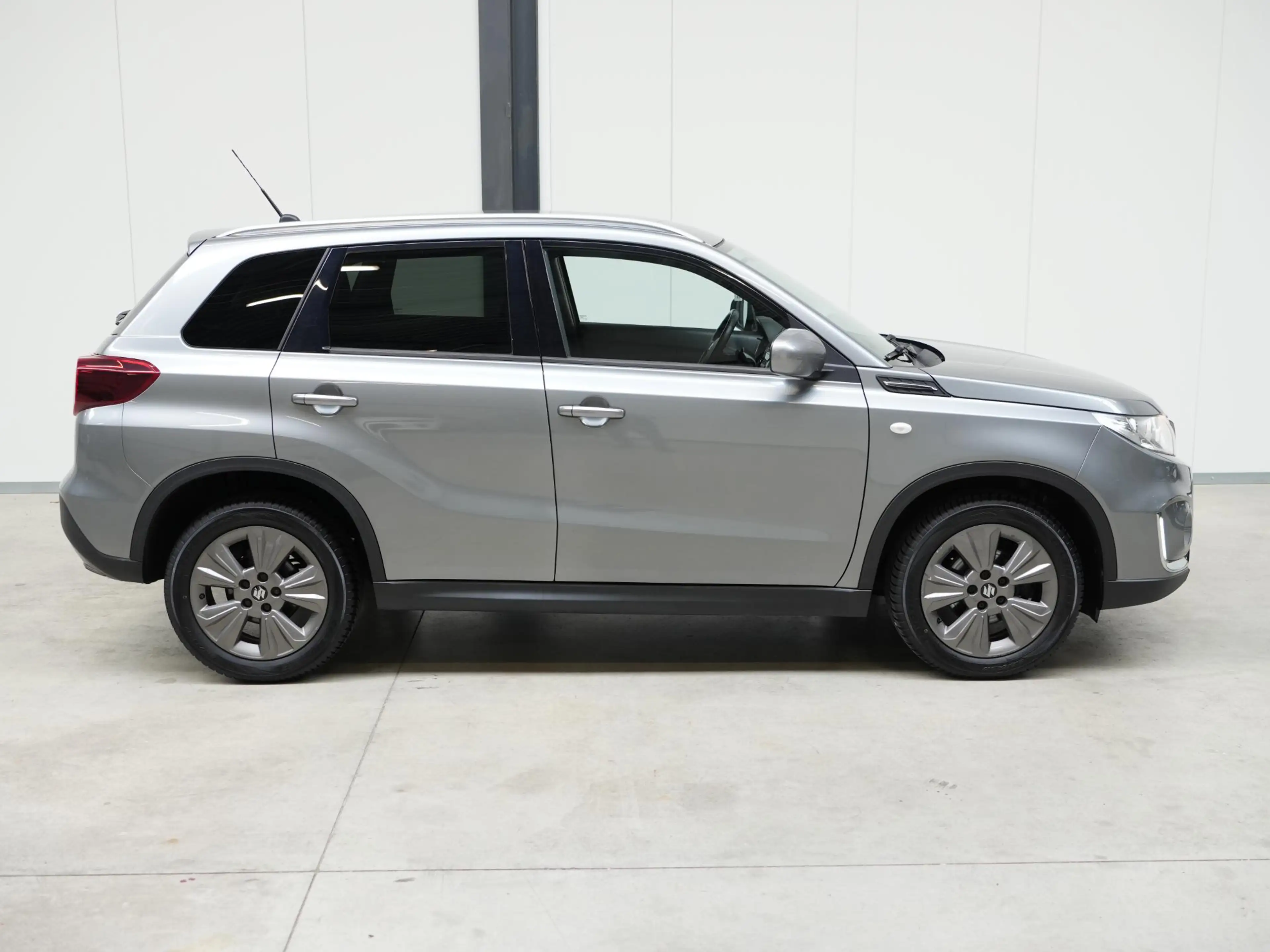 Suzuki Vitara Exclusive 2WD ✅Stoelverw.✅Camera✅Cruise✅Afn. Trekh — photo 33