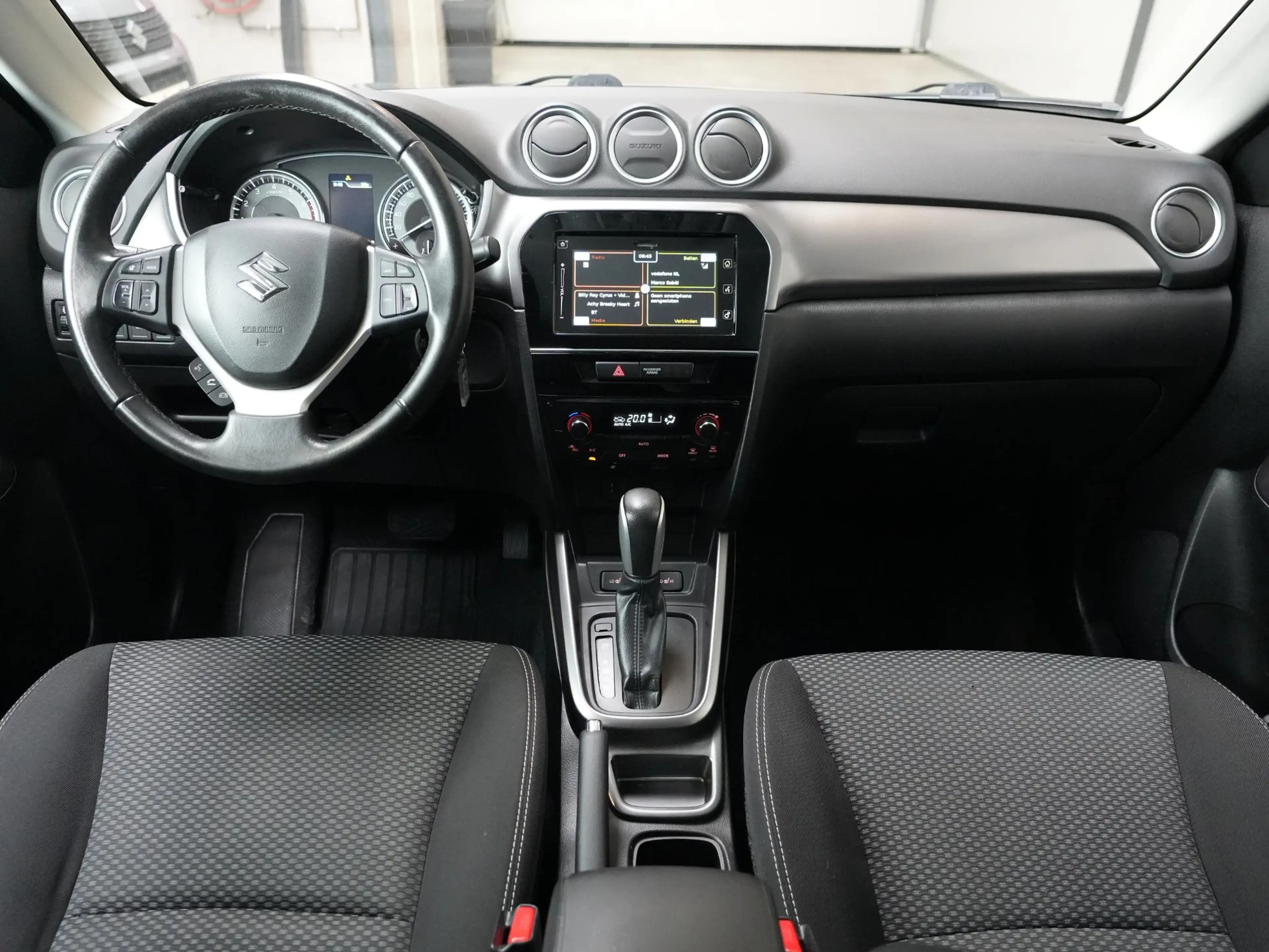 Suzuki Vitara Exclusive 2WD ✅Stoelverw.✅Camera✅Cruise✅Afn. Trekh — photo 4